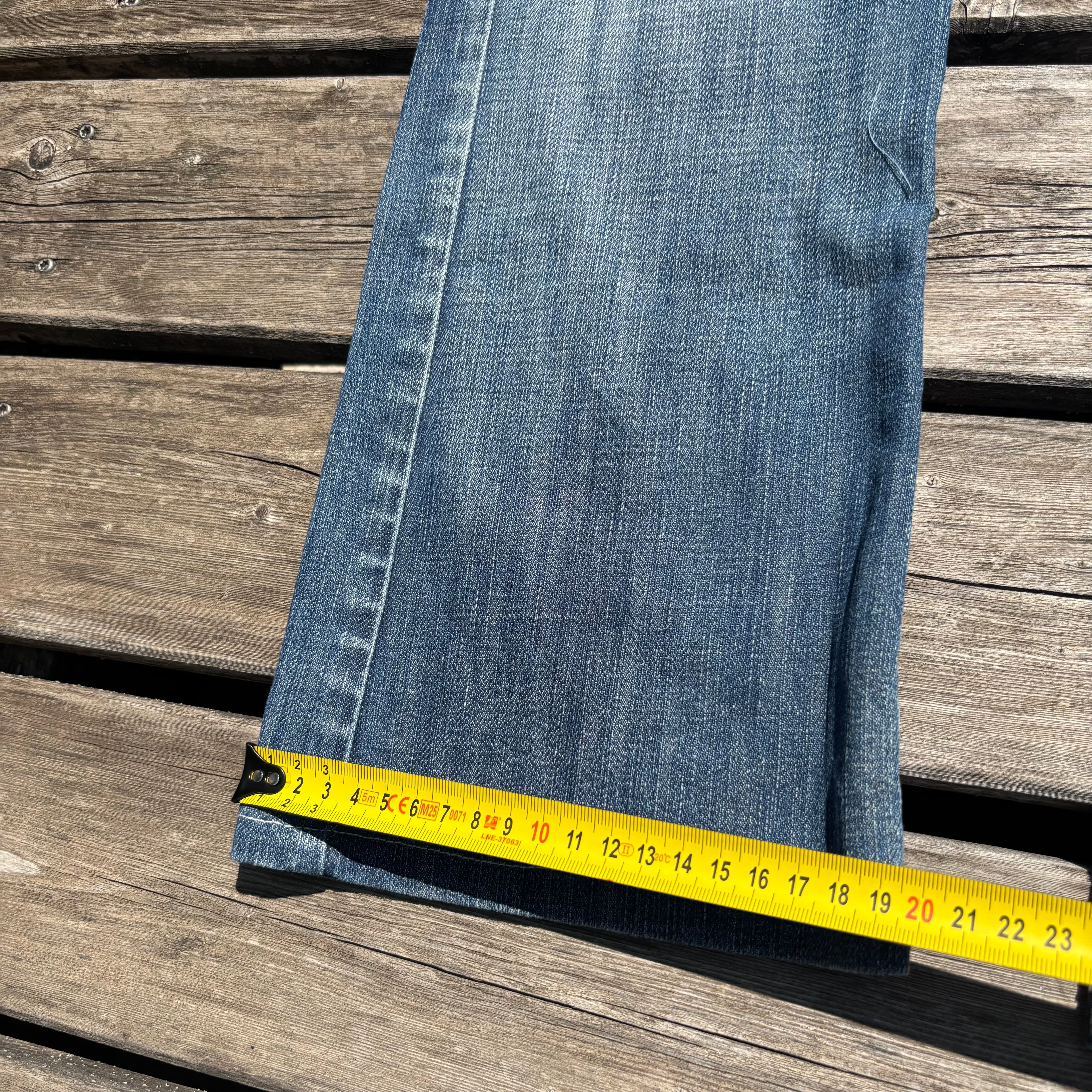 Süße Y2K Lowwaist Bootcut Jeans mit tollen Backprint /women 00s 90s vintage baddie (S97) S-M
