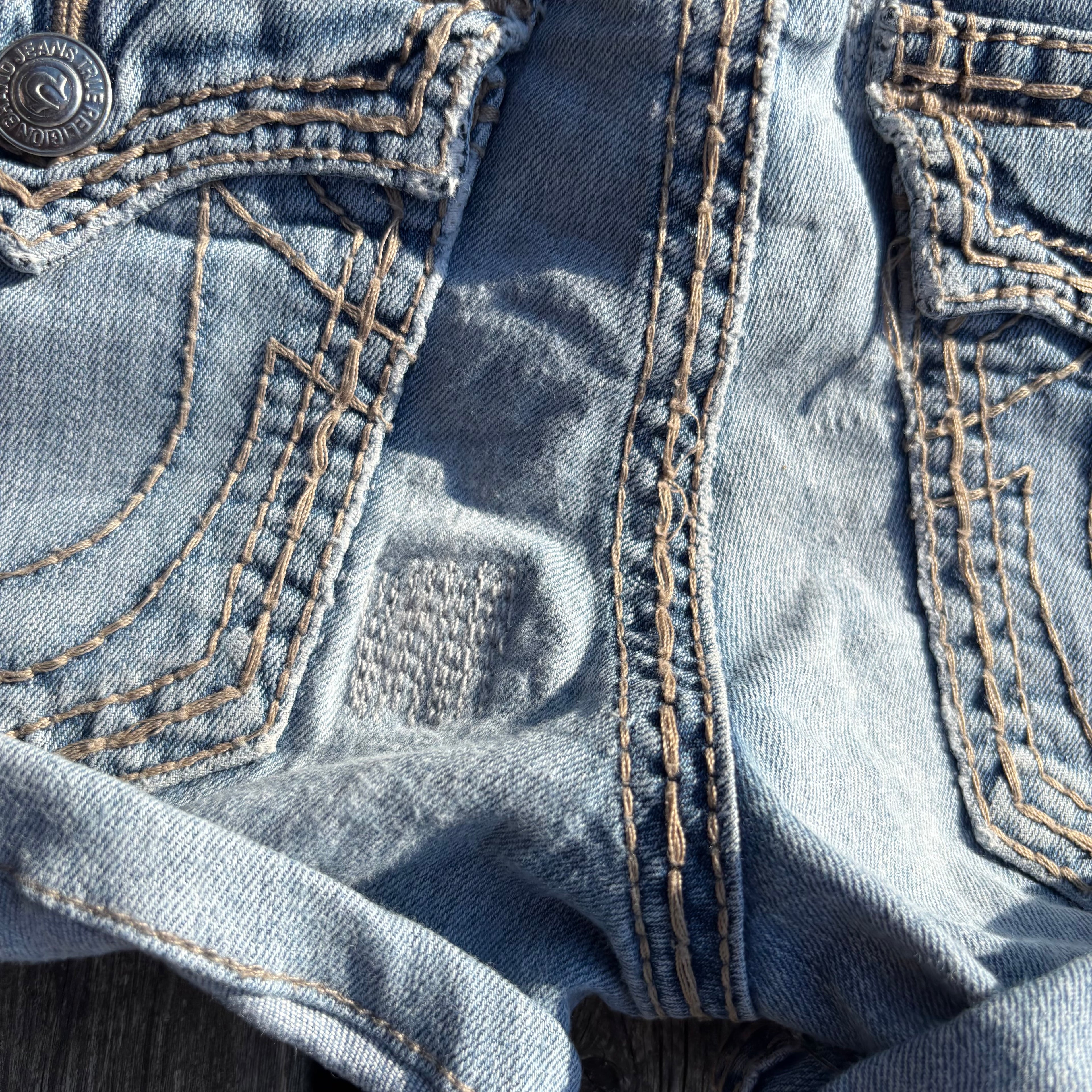 True Religion shorts/ hotpants 00s 90s vintage baddie S52(S)