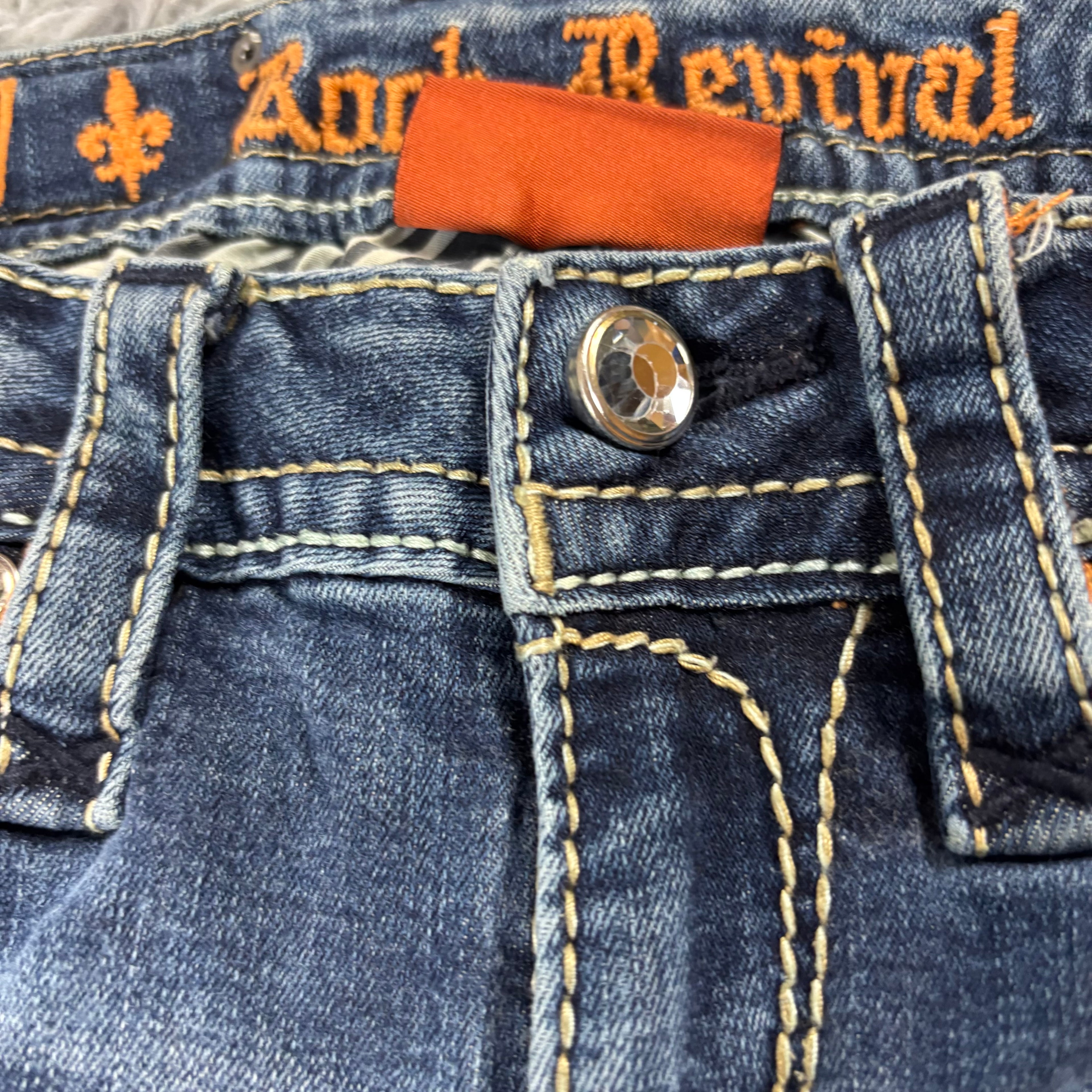 AA/ Rock Revival Shorts/Hotpants /women 00s 90s vintage baddie (XXS) (S32)