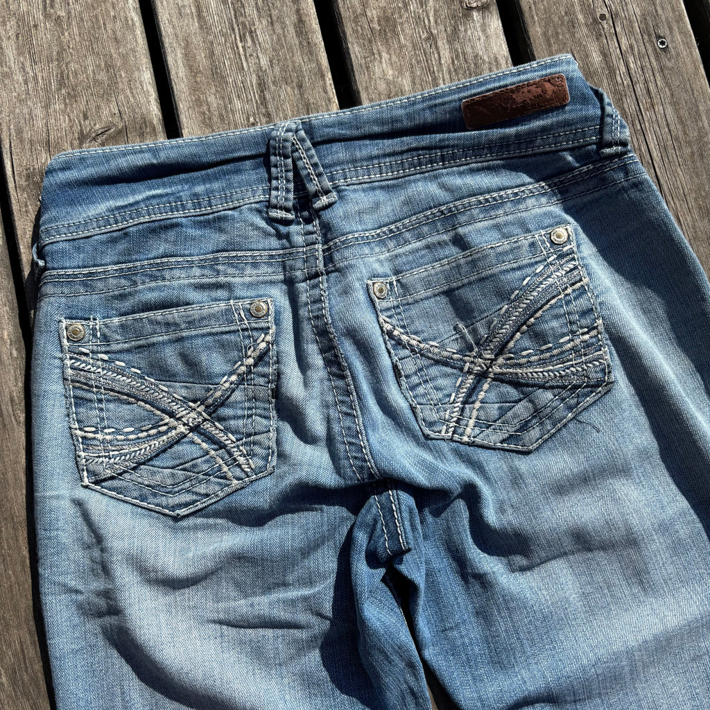 Süße Y2K Lowwaist Bootcut Jeans mit tollen Backprint /women 00s 90s vintage baddie (XS) S60