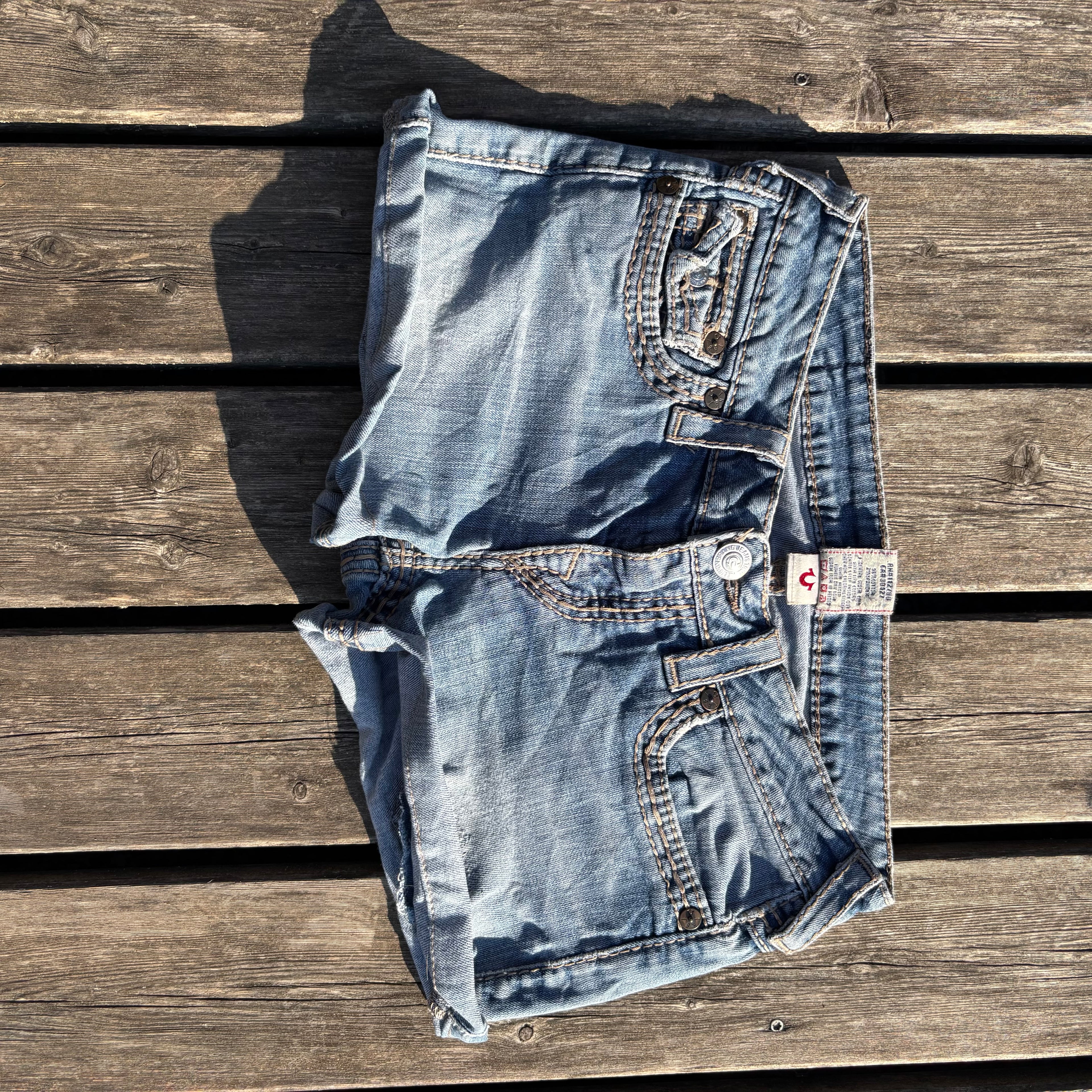 True Religion shorts/ hotpants 00s 90s vintage baddie S52(S)