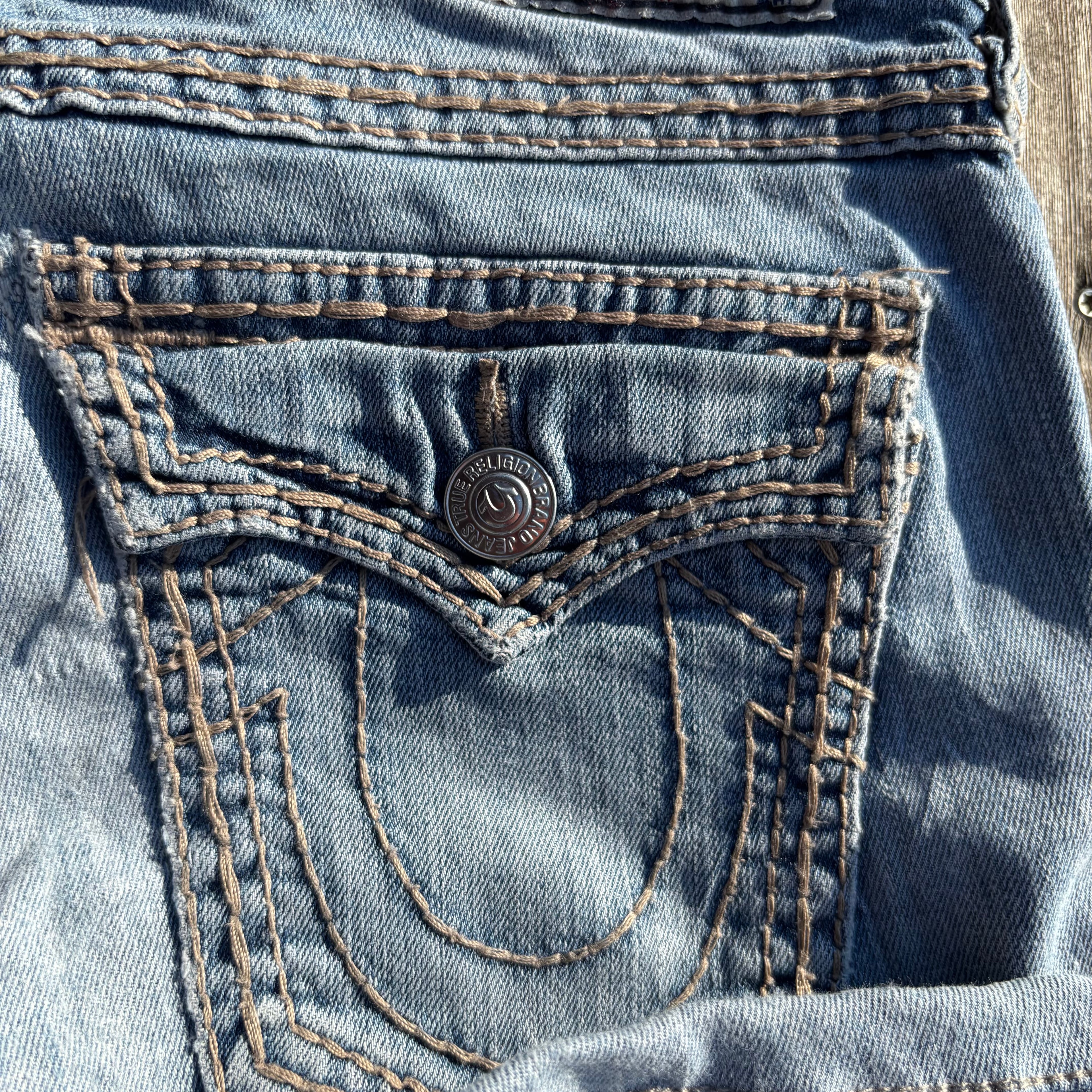 True Religion shorts/ hotpants 00s 90s vintage baddie S52(S)