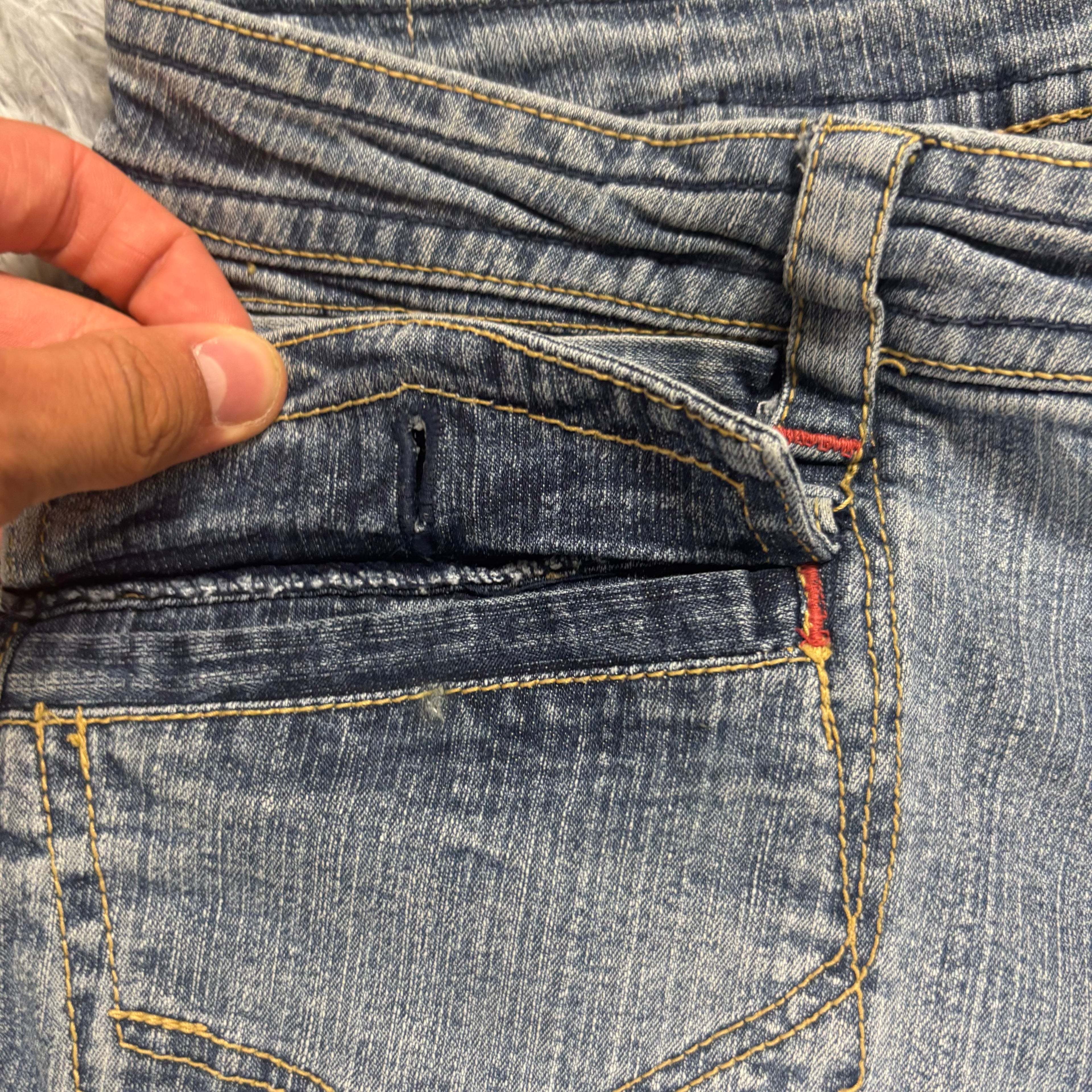 Süße Lowwaist Bootcut Jeans mit Backprint /vintage 00s 90s (M) S16