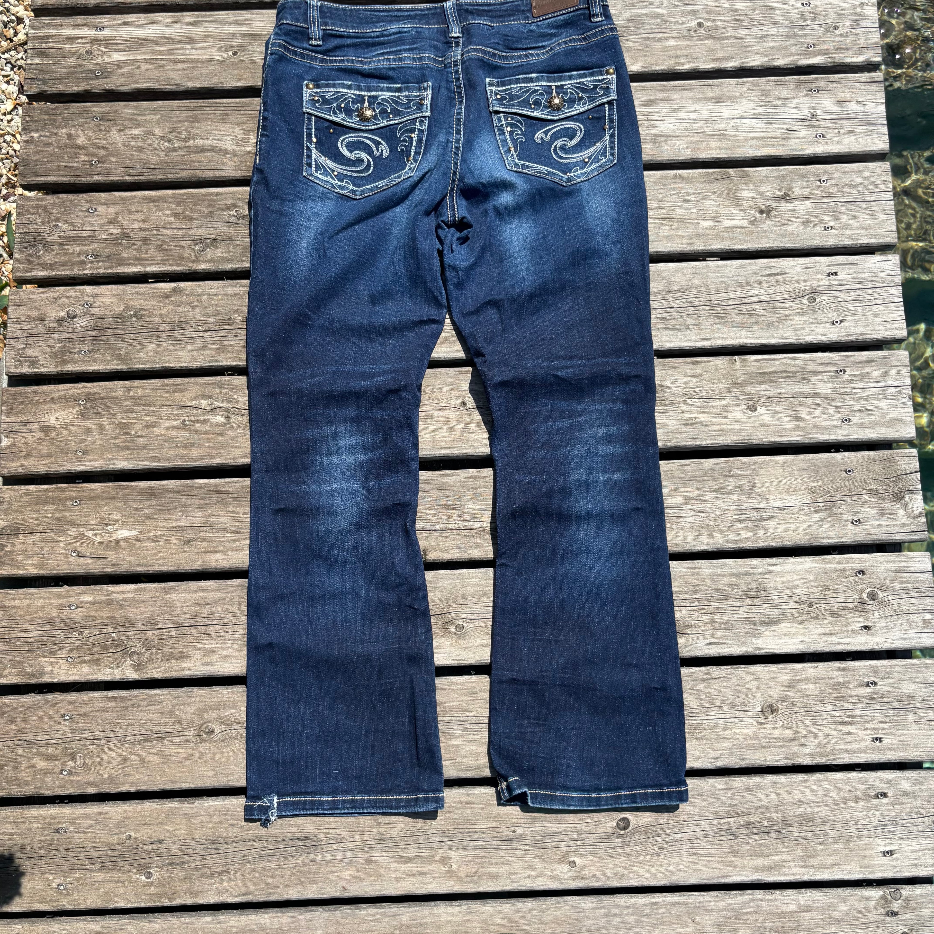 Süße Y2K Lowwaist Bootcut Jeans mit tollen Backprint /women 00s 90s vintage baddie (XL) S99