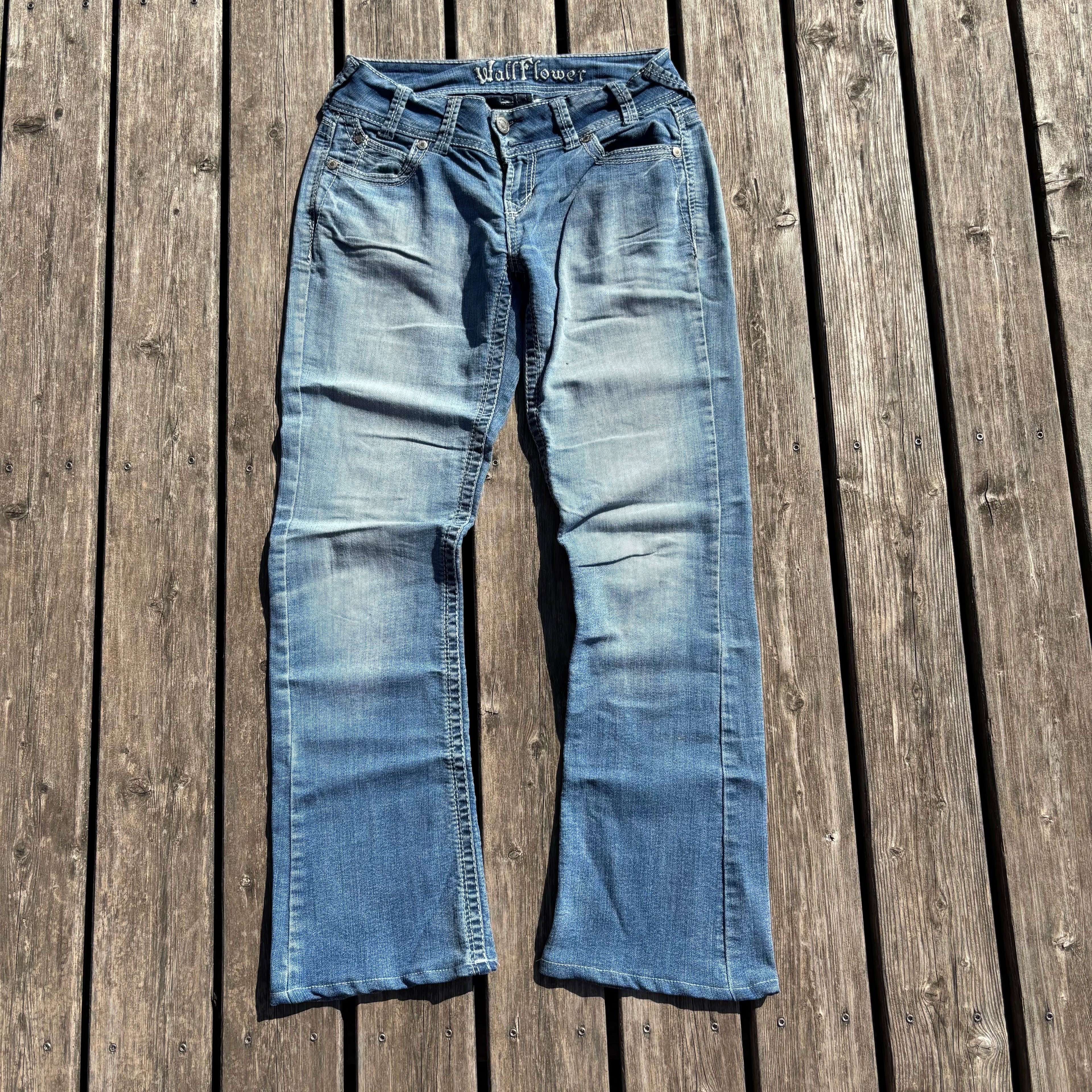 Süße Y2K Lowwaist Bootcut Jeans mit tollen Backprint /women 00s 90s vintage baddie (XS) S60
