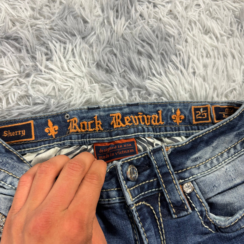 AA/ Rock Revival Shorts/Hotpants /women 00s 90s vintage baddie (XXS) (S32)
