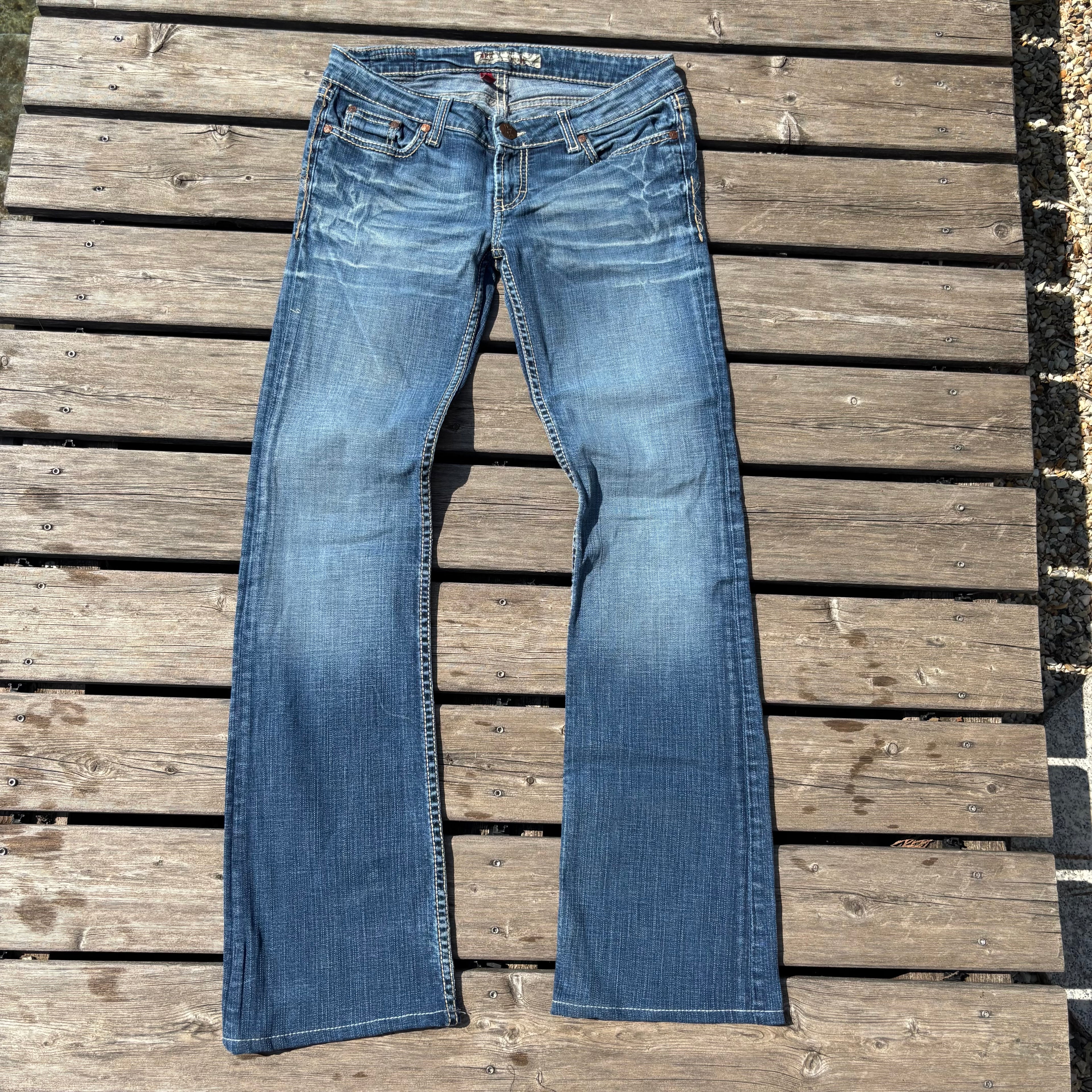 Süße Y2K Lowwaist Bootcut Jeans mit tollen Backprint /women 00s 90s vintage baddie (S) S111