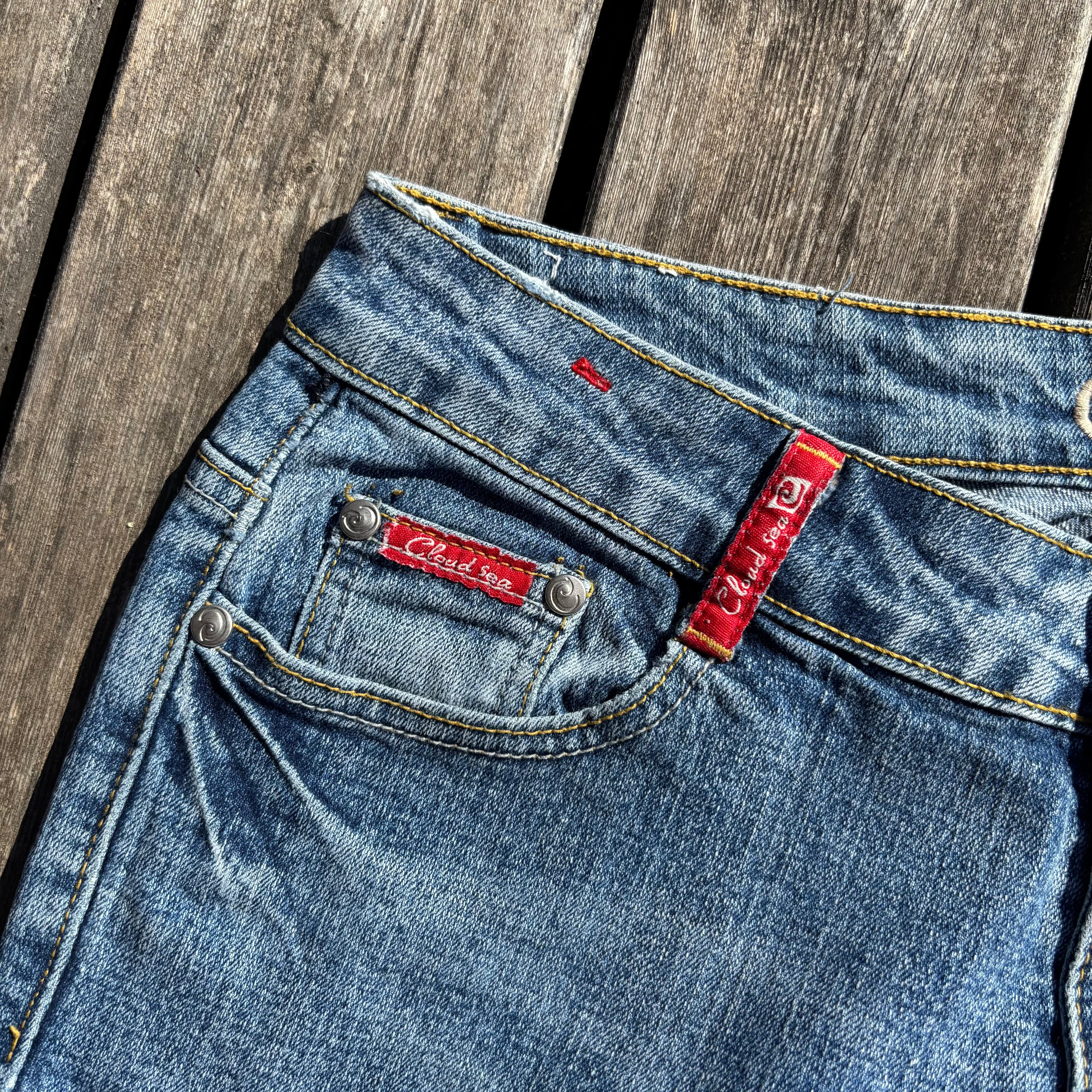 Süße Y2K Lowwaist Bootcut Jeans mit tollen Backprint /women 00s 90s vintage baddie (S-M) S58