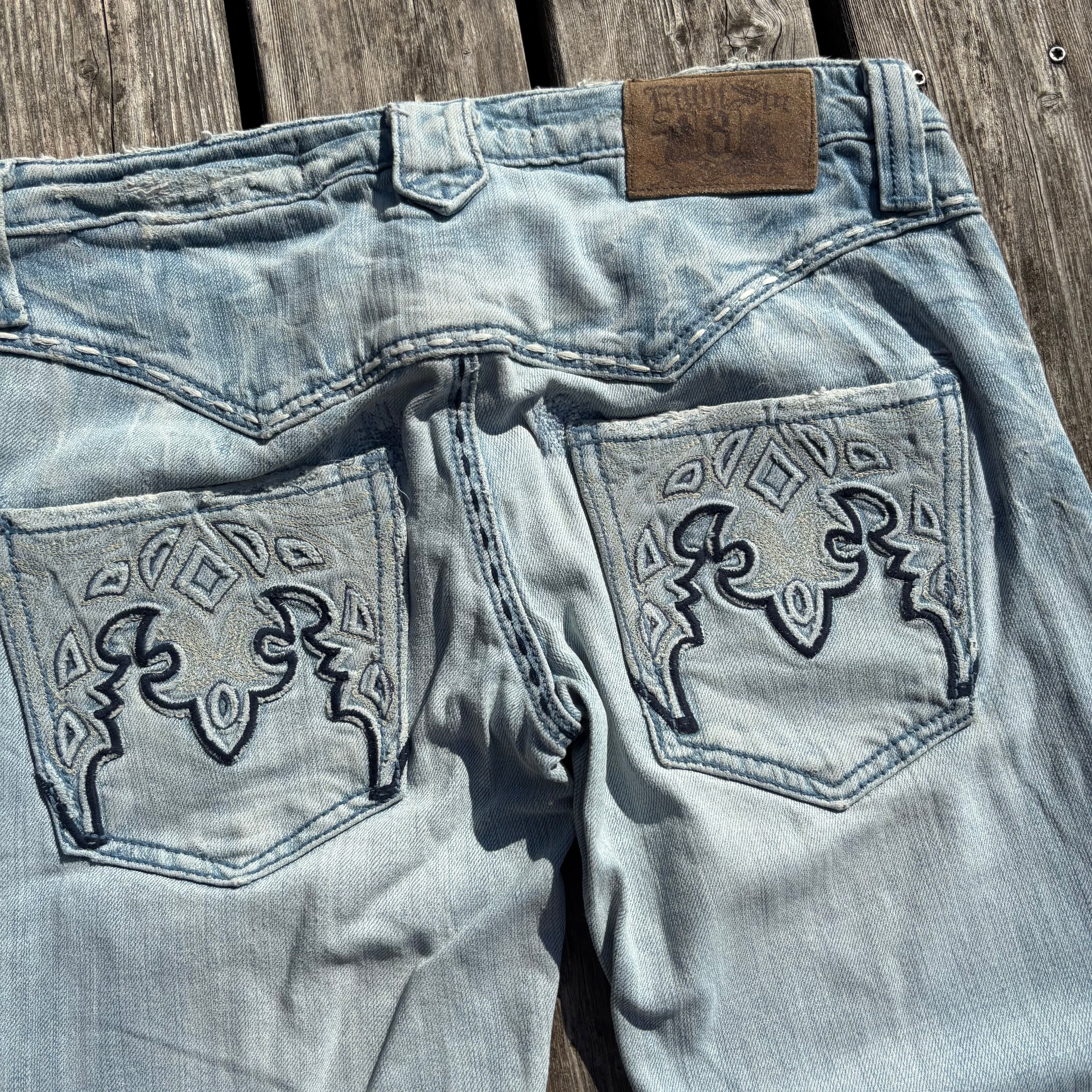 Süße Y2K Lowwaist Bootcut Jeans mit tollen Backprint /women 00s 90s vintage baddie (S-M) S59
