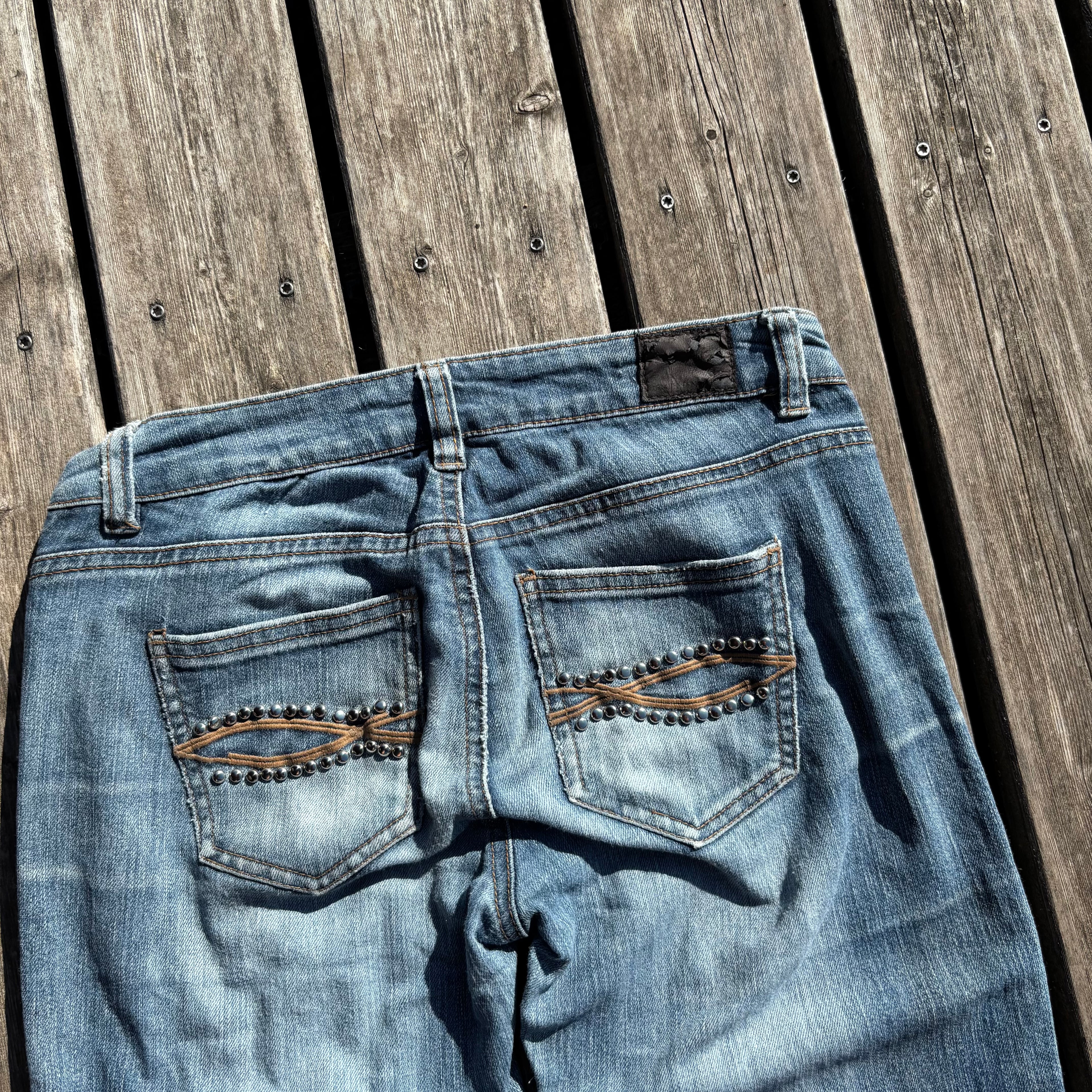 Süße Y2K Lowwaist Bootcut Jeans mit tollen Backprint /women 00s 90s vintage baddie (XXS-XS) S62
