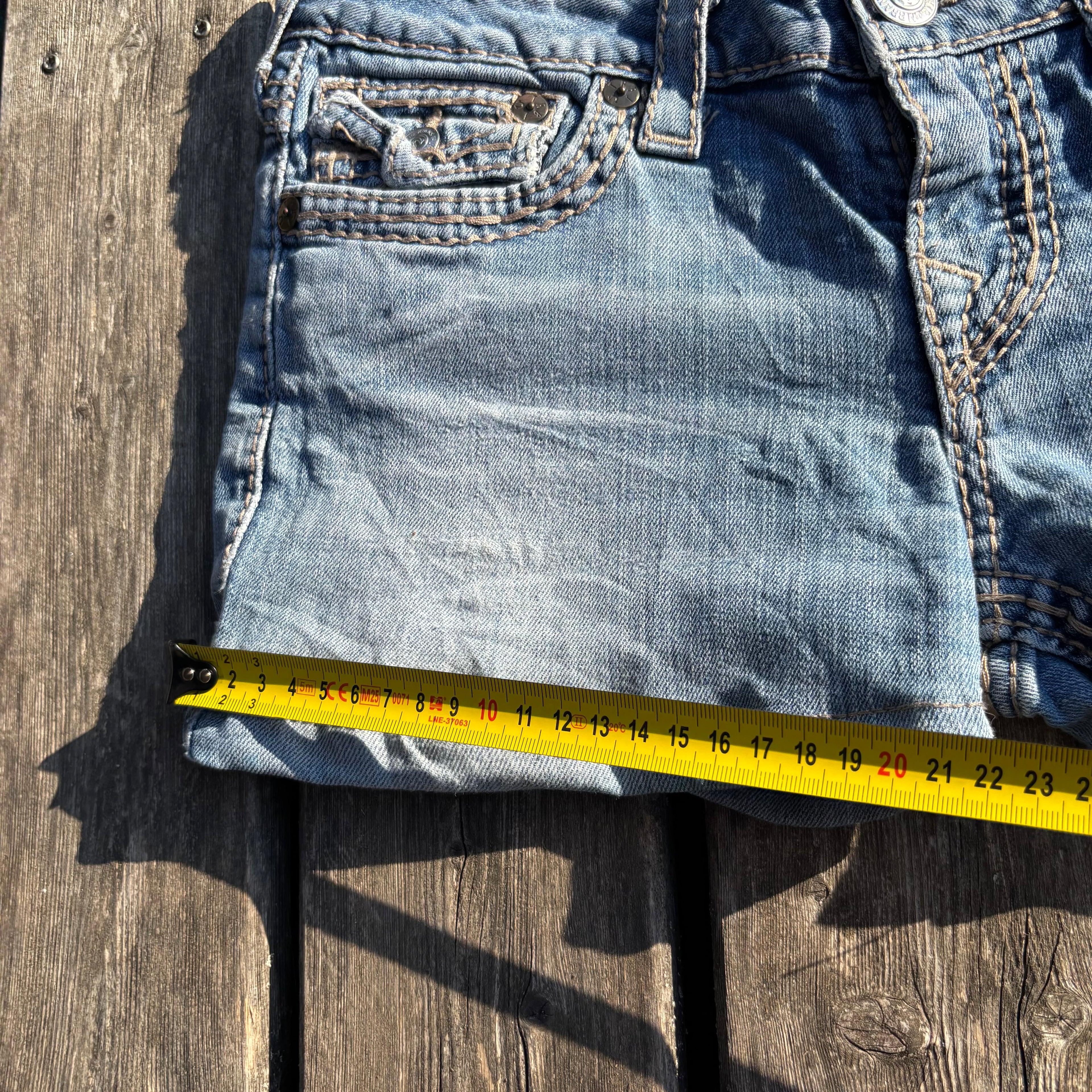 True Religion shorts/ hotpants 00s 90s vintage baddie S52(S)