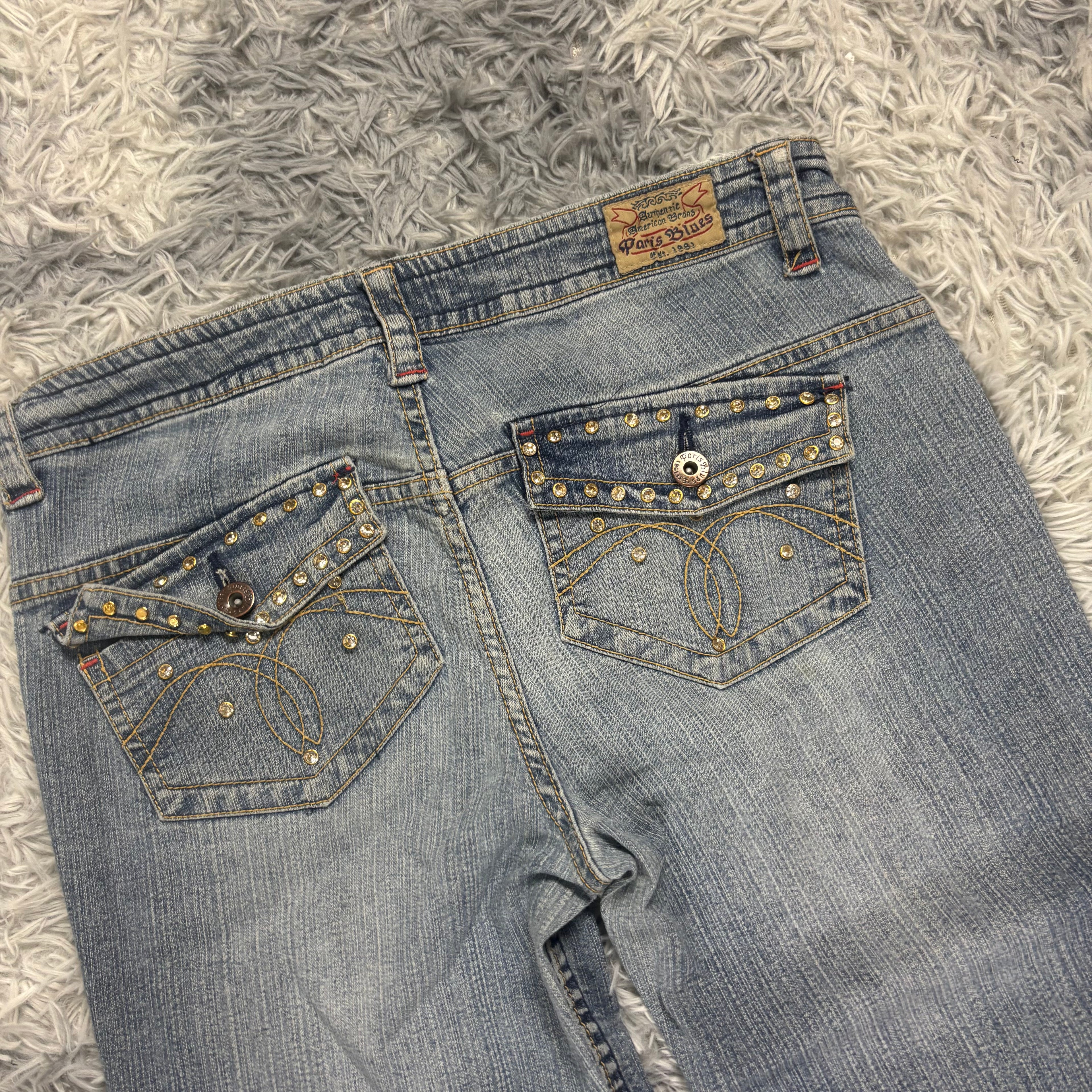 Süße Lowwaist Bootcut Jeans mit Backprint /vintage 00s 90s (M) S16